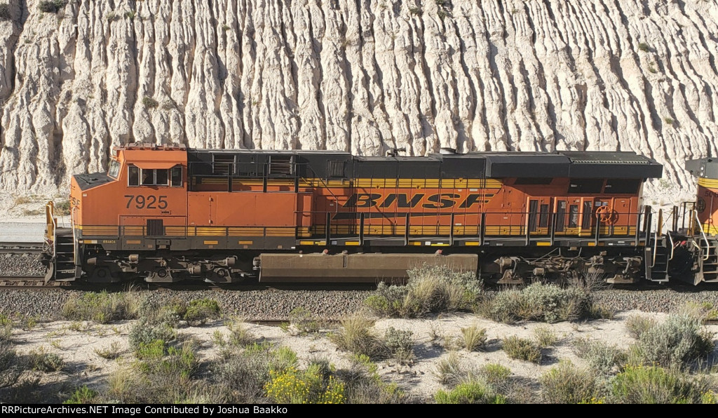 BNSF 7925